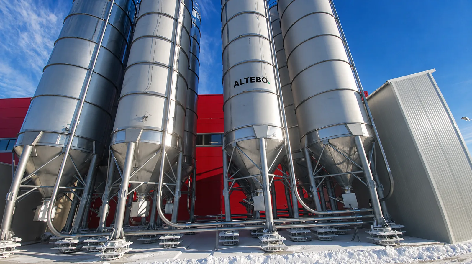 Large stainless steel vessels fabricated in the Altebo workshop